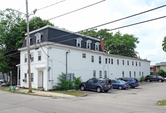 8 Chapel St in Dover, NH - Building Photo - Building Photo