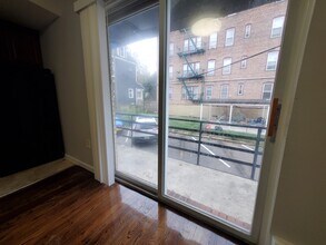 184 Fairview Ave in Jersey City, NJ - Building Photo - Building Photo