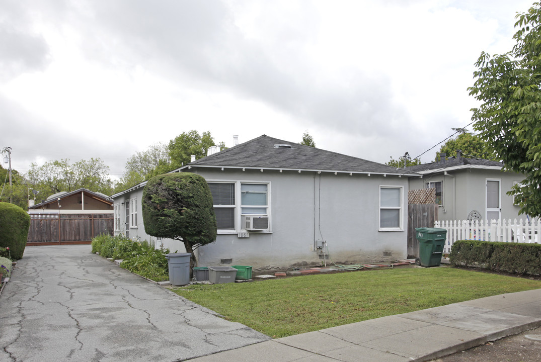 1877-1881 Redwood Ave in Redwood City, CA - Building Photo