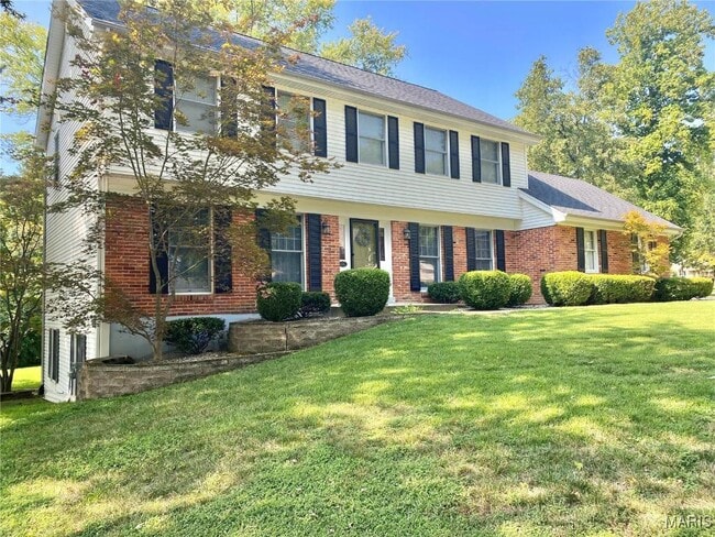 677 Clovertrail Dr in Chesterfield, MO - Building Photo - Building Photo