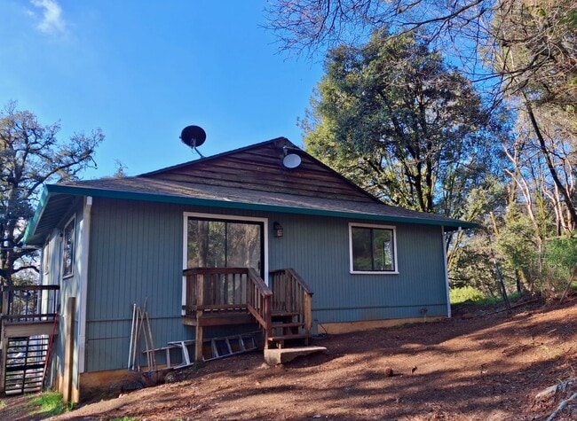 140 Depot St in Colfax, CA - Building Photo - Building Photo