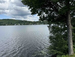 179 Wigner Rd in Lake Elmore, VT - Foto de edificio - Building Photo