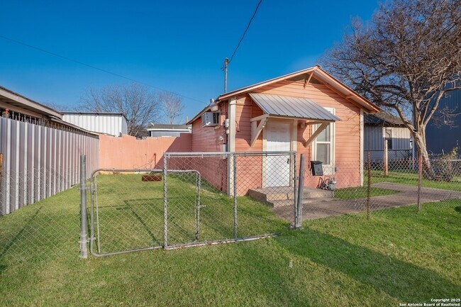 129 Caldwell St, Unit 1 in San Antonio, TX - Building Photo - Building Photo