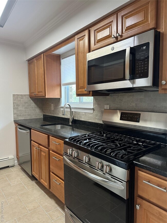 property at 12 Central Dr