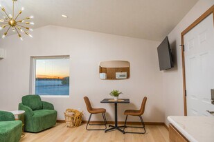 10268 Cleveland Rd, Unit SI ID1496106P in Creston, OH - Building Photo