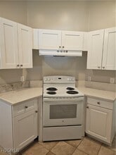 2203 Daniel Ave N in Lehigh Acres, FL - Building Photo - Building Photo