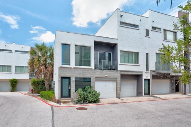 property at 4801 S Congress Ave