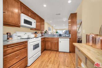 5624 Las Virgenes Rd in Calabasas, CA - Building Photo - Building Photo