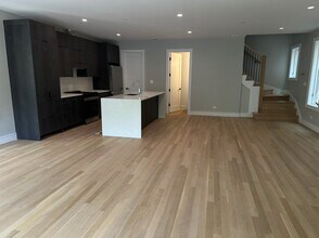 4243 N Damen Ave in Chicago, IL - Building Photo - Building Photo