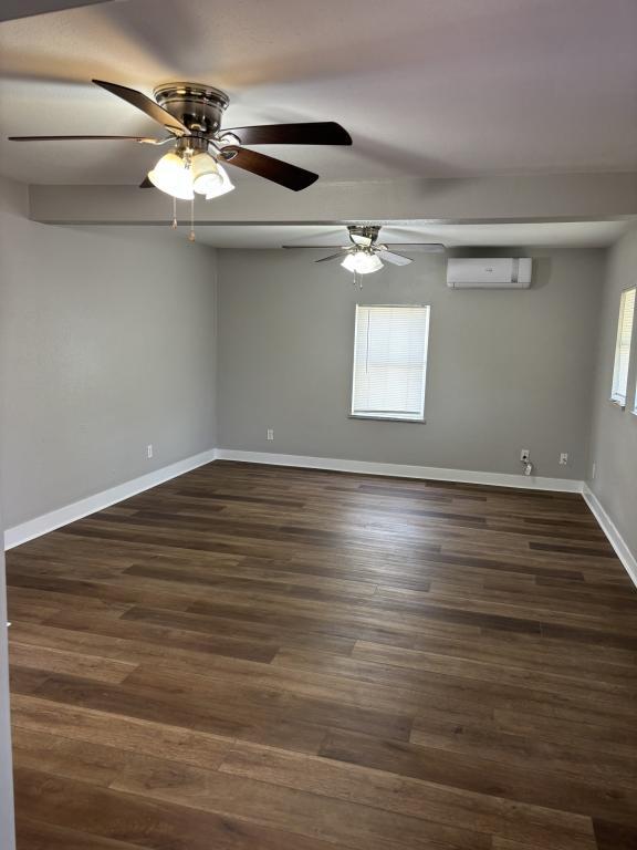 337 S Whitney St in Aransas Pass, TX - Building Photo - Building Photo
