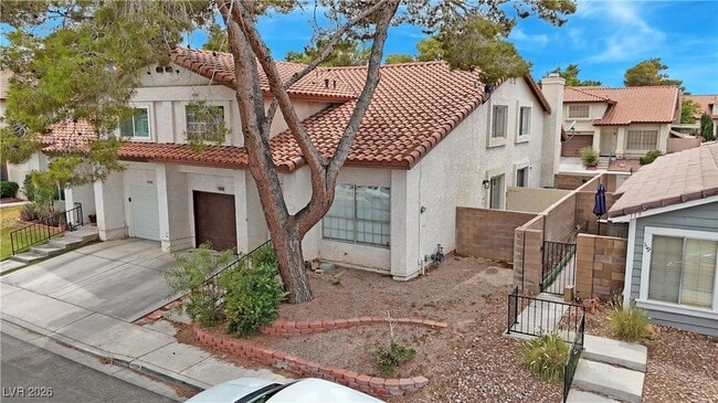 117 Boysenberry Ln in Henderson, NV - Building Photo - Building Photo