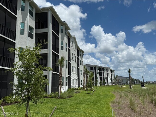 15285 Grn Acrs Ave in Punta Gorda, FL - Foto de edificio - Building Photo