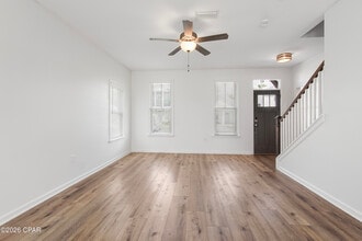 413 Raven Ln in Panama City, FL - Building Photo - Building Photo