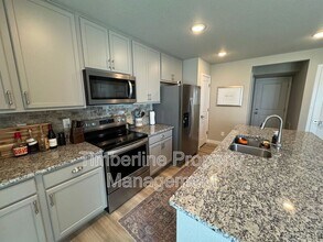 10729 Luneth Dr in Colorado Springs, CO - Building Photo - Building Photo