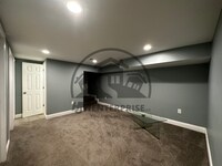 415 Edgewood St photo'