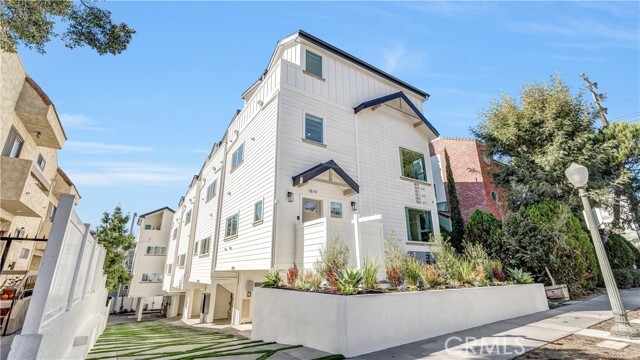 1819 Westholme Ave, Unit 2 in Los Angeles, CA - Building Photo