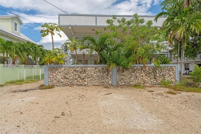 174 Corrine Pl in Key Largo, FL - Building Photo - Building Photo