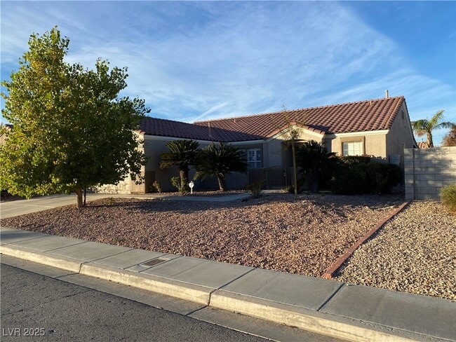 property at 556 Green Gables Ave