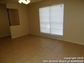 11914 Alamo Blanco St in San Antonio, TX - Building Photo - Building Photo