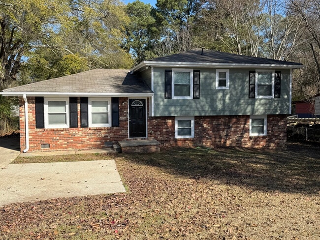 2830 Rex Rd in Ellenwood, GA - Foto de edificio - Building Photo