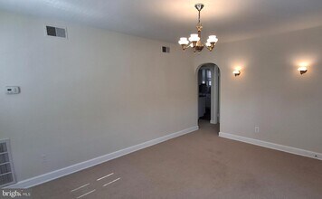 8102 Garland Ave, Unit 1 in Takoma Park, MD - Building Photo - Building Photo