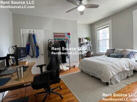73 Thorndike St, Unit 1 in Cambridge, MA - Building Photo