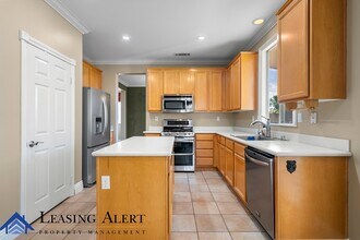 22607 White Wing Way in Santa Clarita, CA - Building Photo - Building Photo