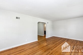 528 N Pershing St in Wichita, KS - Building Photo - Building Photo