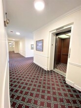 625 Main St-Unit -12 in Reading, MA - Foto de edificio - Building Photo