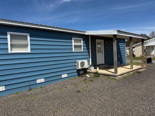 80 Redwood Ln in Atmore, AL - Foto de edificio - Building Photo