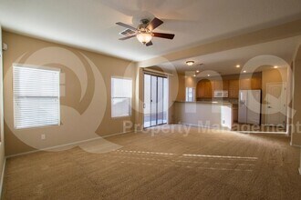 1387 S Joshua Tree Ln in Gilbert, AZ - Building Photo - Building Photo