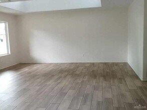 2228 Ivy Ave in McAllen, TX - Building Photo - Building Photo