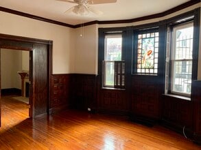 4023 Pine St, Unit 1 in Philadelphia, PA - Foto de edificio - Building Photo