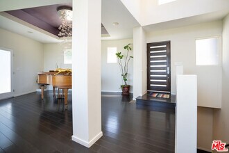 3865 Buena Park Dr in Los Angeles, CA - Building Photo - Building Photo