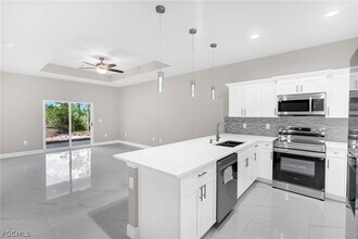 725 Lamar St E in Lehigh Acres, FL - Building Photo - Building Photo