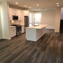 789 Leeward Way, Unit 789 Leeward CM in Costa Mesa, CA - Building Photo - Building Photo