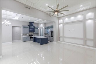5701 Pelican Ave in McAllen, TX - Building Photo - Building Photo