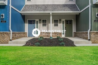 2115 Paddle Wheel Dr in Jeffersonville, IN - Building Photo - Building Photo