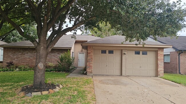 2610 Strait Ln in Houston, TX - Building Photo - Building Photo