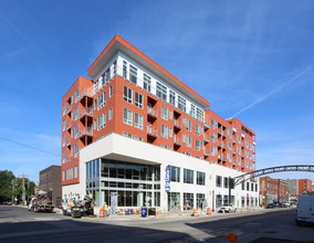 985 High in Columbus, OH - Building Photo - Building Photo