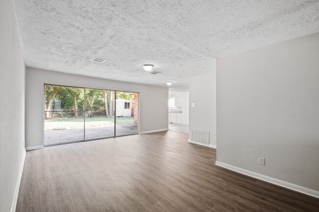 property at 4319 Tiffany Dr