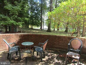 15107 Interlachen Dr in Silver Spring, MD - Building Photo - Building Photo