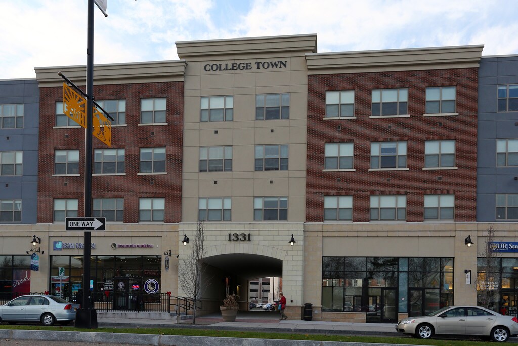 Mount Hope Lofts Apartments in Rochester, NY