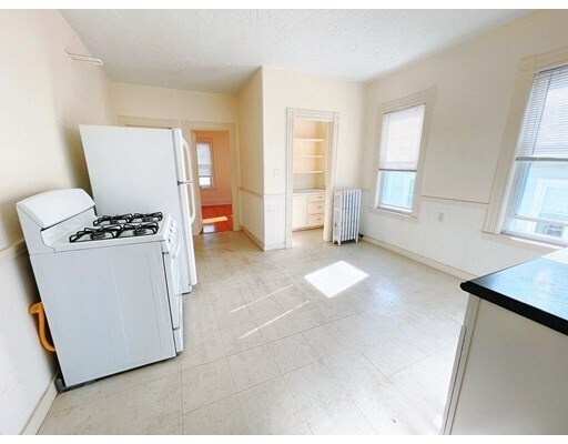 31 Craigie St-Unit -1 in Somerville, MA - Foto de edificio