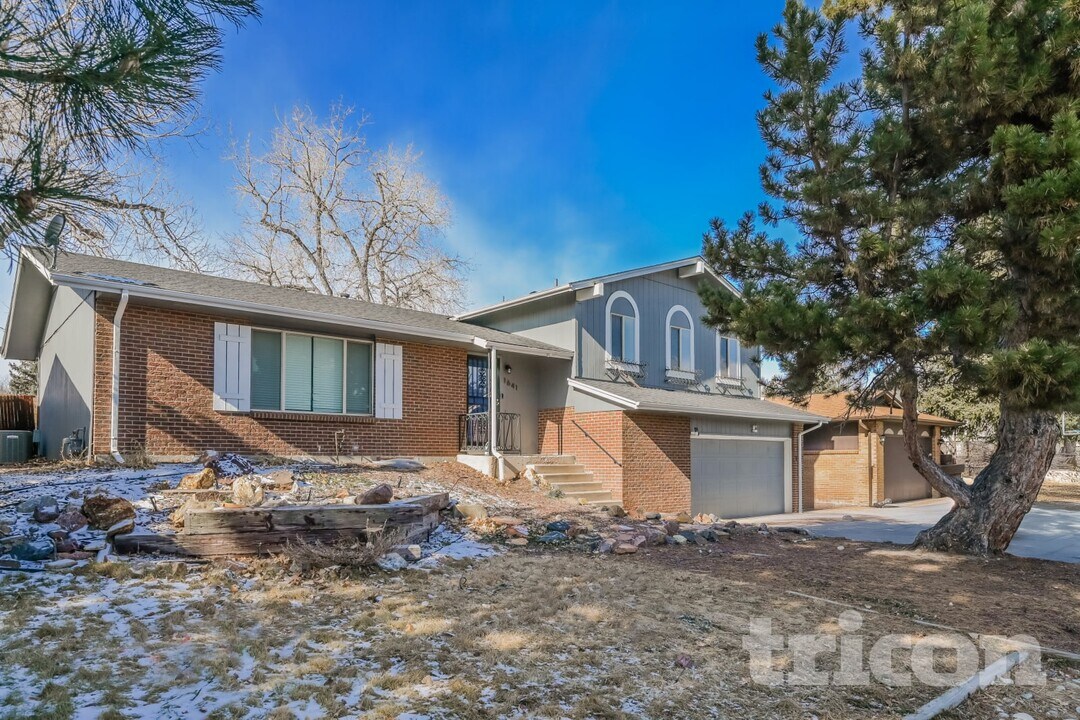 1641 S Oswego St in Aurora, CO - Building Photo