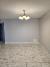 5433 Lakefront Blvd, Unit APT B in Delray Beach, FL - Building Photo - Building Photo