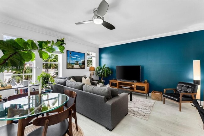 1559 Michigan Ave in Miami Beach, FL - Building Photo - Building Photo