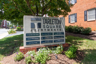 Tarleton Square in Charlottesville, VA - Building Photo - Building Photo