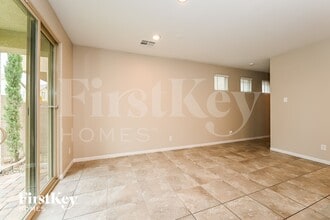 9228 S Park St in Las Vegas, NV - Foto de edificio - Building Photo