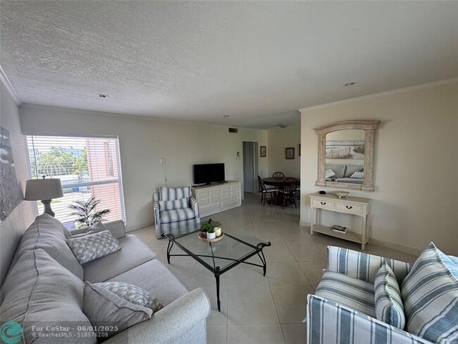 1481 S Ocean Blvd in Pompano Beach, FL - Building Photo - Building Photo